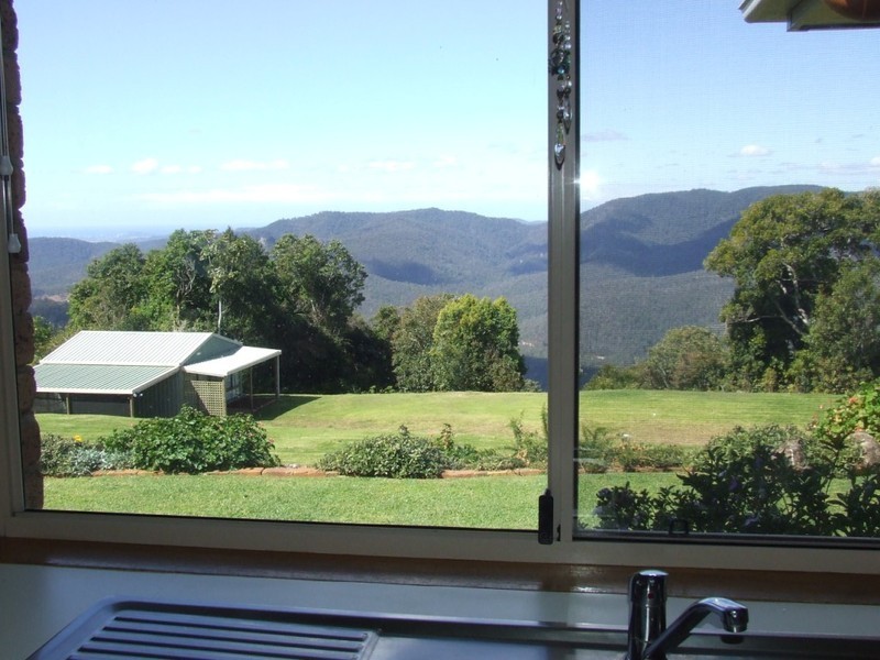 1469 Beechmont Road, Beechmont QLD 4211