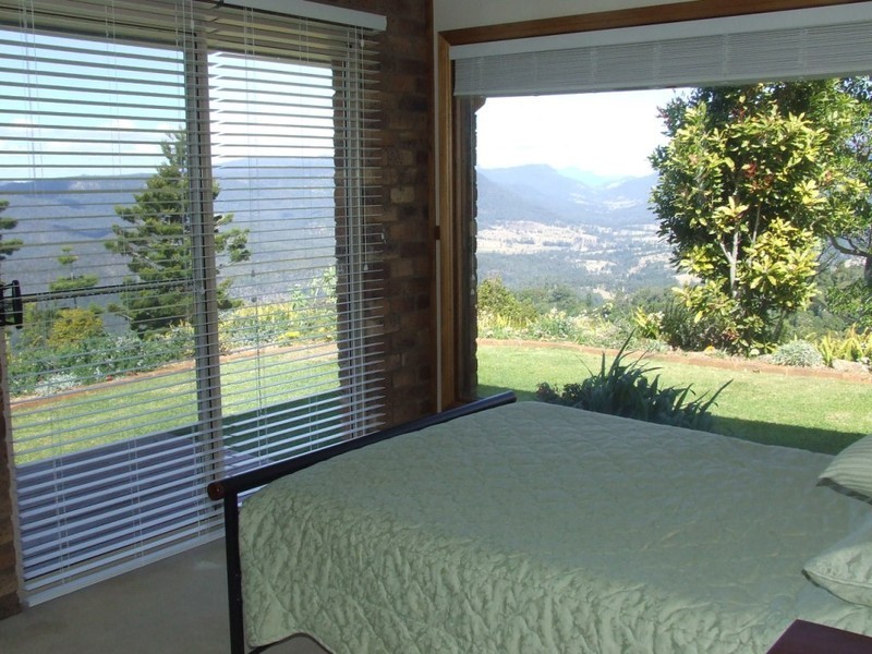 1469 Beechmont Road, Beechmont QLD 4211