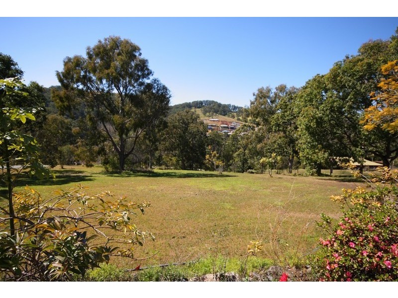 1 Warra Court, Mudgeeraba QLD 4213