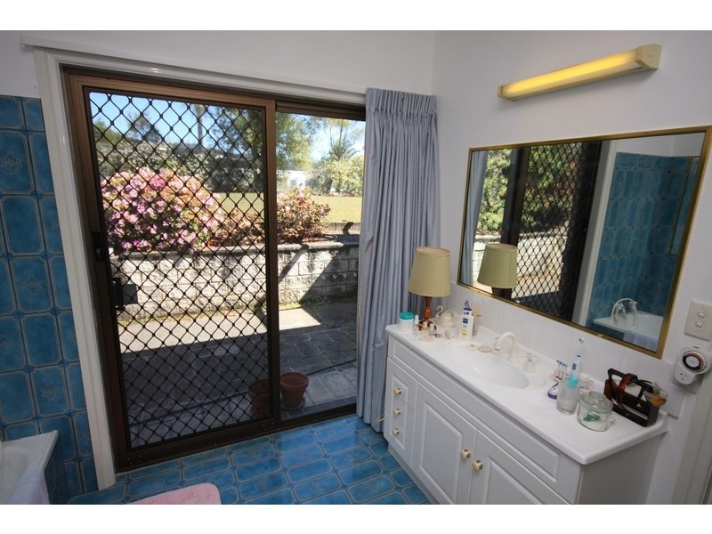 1 Warra Court, Mudgeeraba QLD 4213
