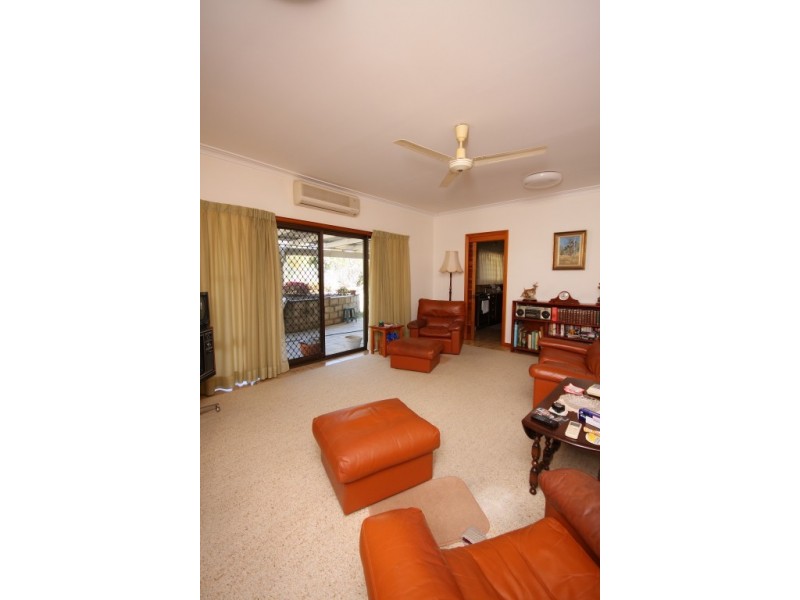1 Warra Court, Mudgeeraba QLD 4213