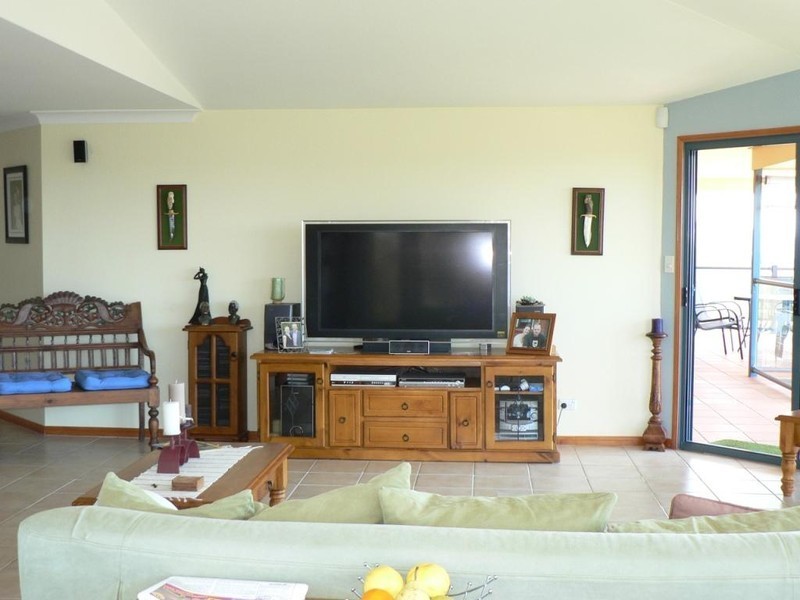 124 Strawberry Road, Bonogin QLD 4213