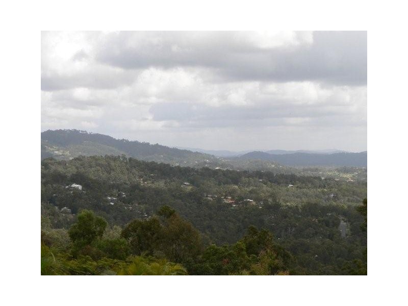 124 Strawberry Road, Bonogin QLD 4213