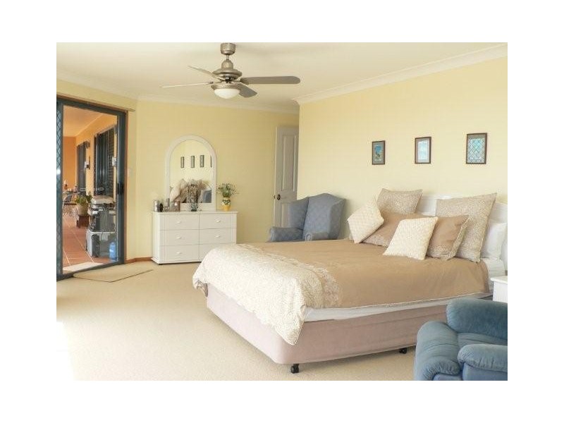 124 Strawberry Road, Bonogin QLD 4213