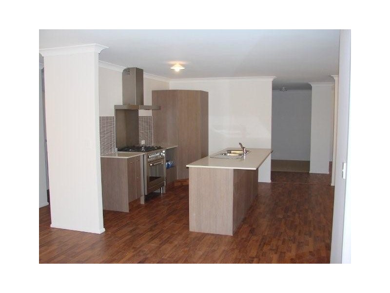 7  Kerala Court, Mudgeeraba QLD 4213