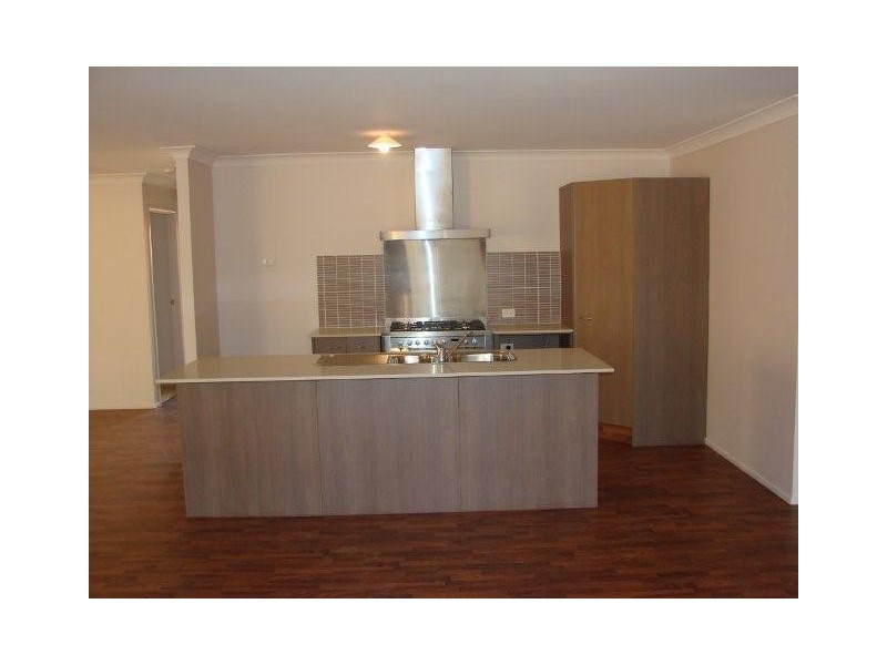 7  Kerala Court, Mudgeeraba QLD 4213