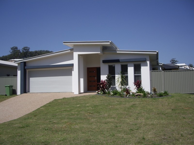 9   Emerson Drive, Bonogin QLD 4213