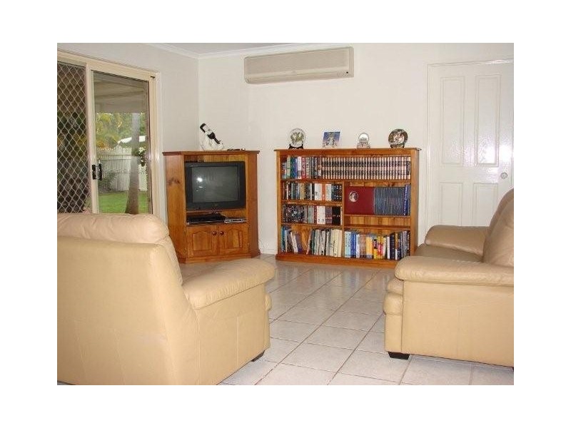 42 Tuena Street, Mudgeeraba QLD 4213