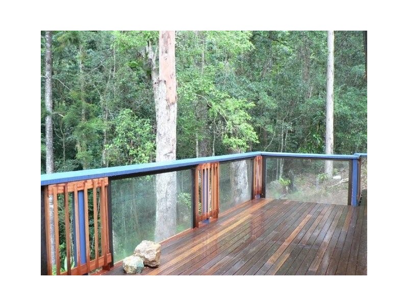 25 Bromfield Drive, Bonogin QLD 4213