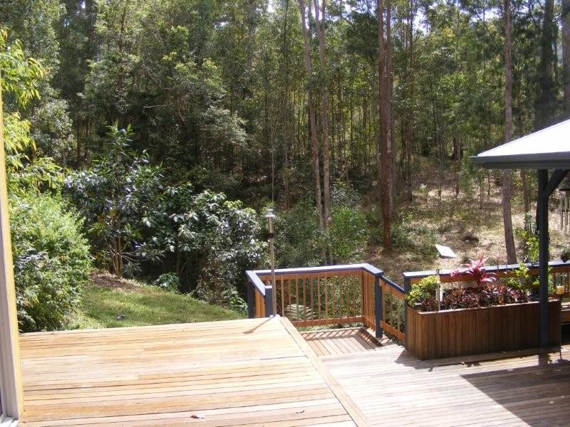 25 Bromfield Drive, Bonogin QLD 4213