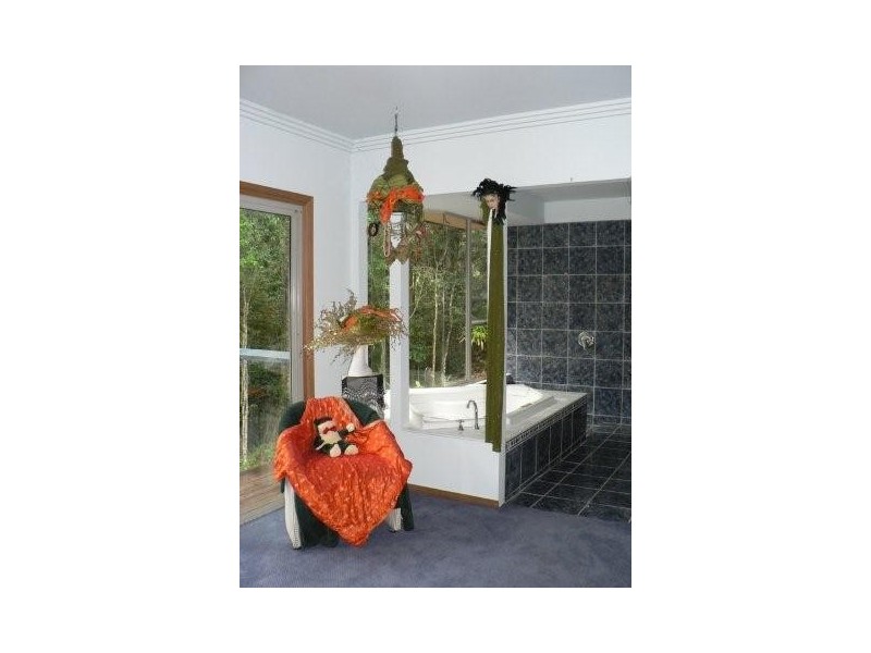 25 Bromfield Drive, Bonogin QLD 4213