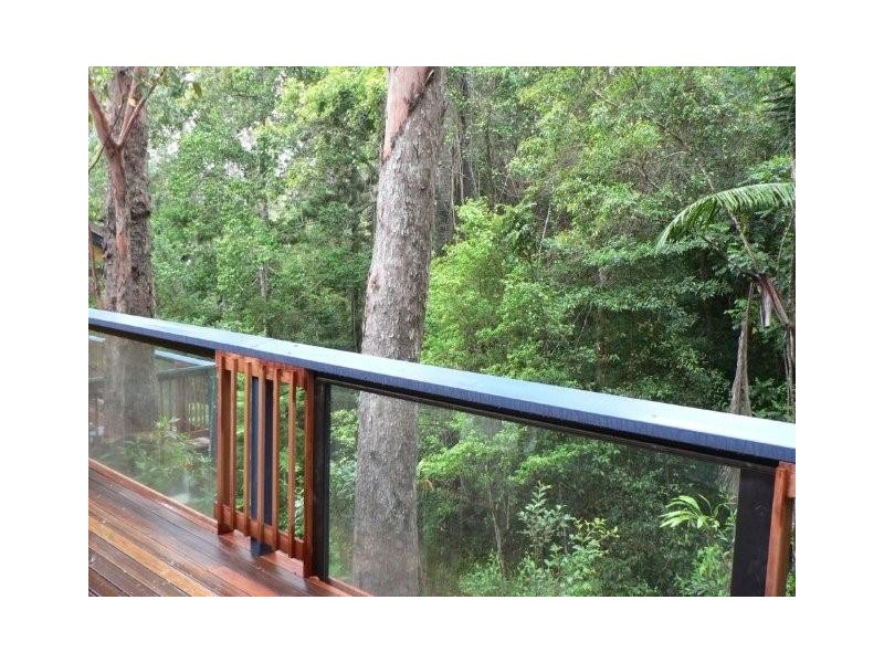 25 Bromfield Drive, Bonogin QLD 4213