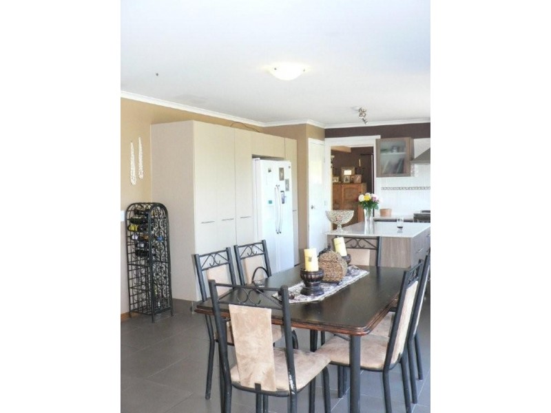 5 Vince Hinde Drive, Worongary QLD 4213