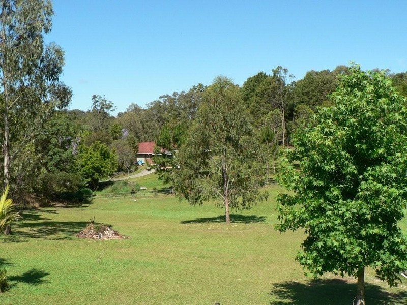 5 Vince Hinde Drive, Worongary QLD 4213