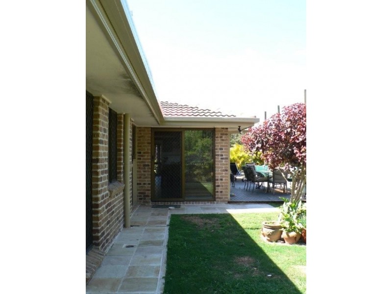 5 Vince Hinde Drive, Worongary QLD 4213