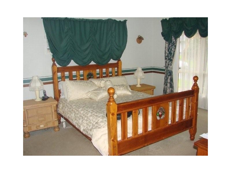 18 Marcus Way, Mudgeeraba QLD 4213