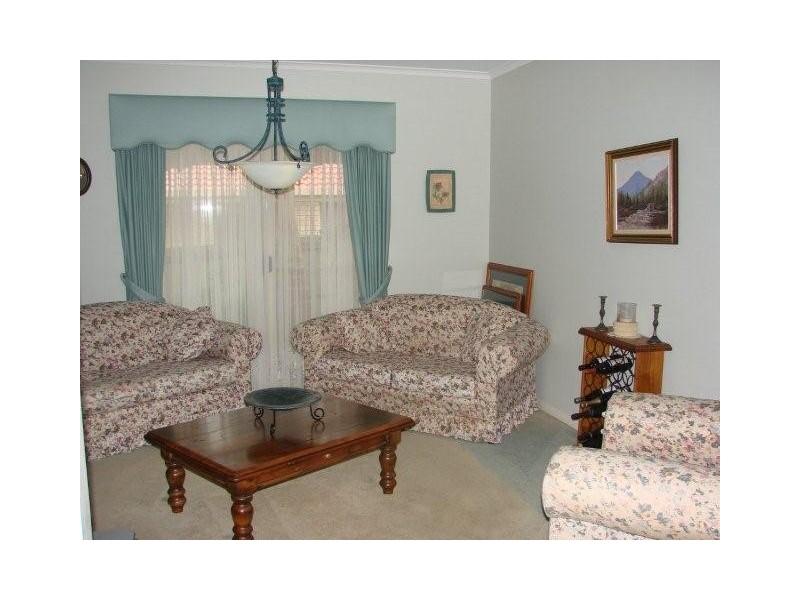 18 Marcus Way, Mudgeeraba QLD 4213