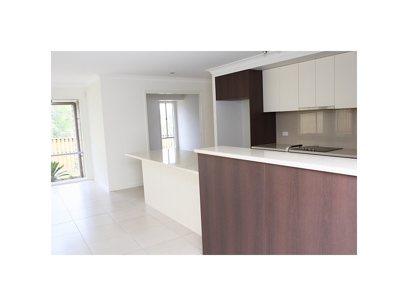 7 Jackaroo Crescent, Gilston QLD 4211