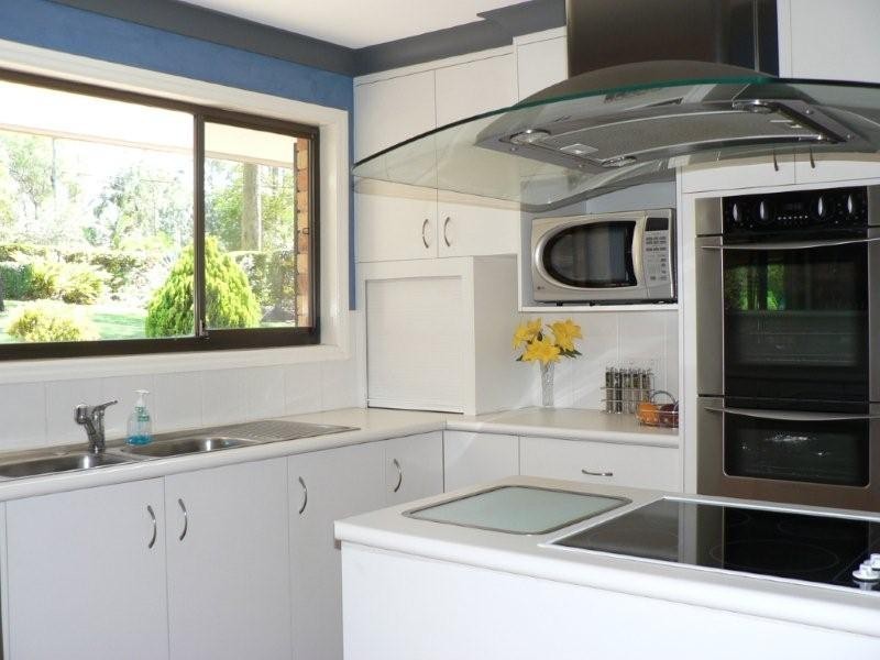 10 Tallai Road, Tallai QLD 4213