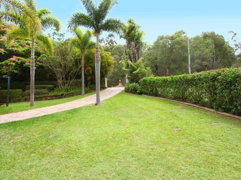 15 Valhalla Court, Tallai QLD 4213