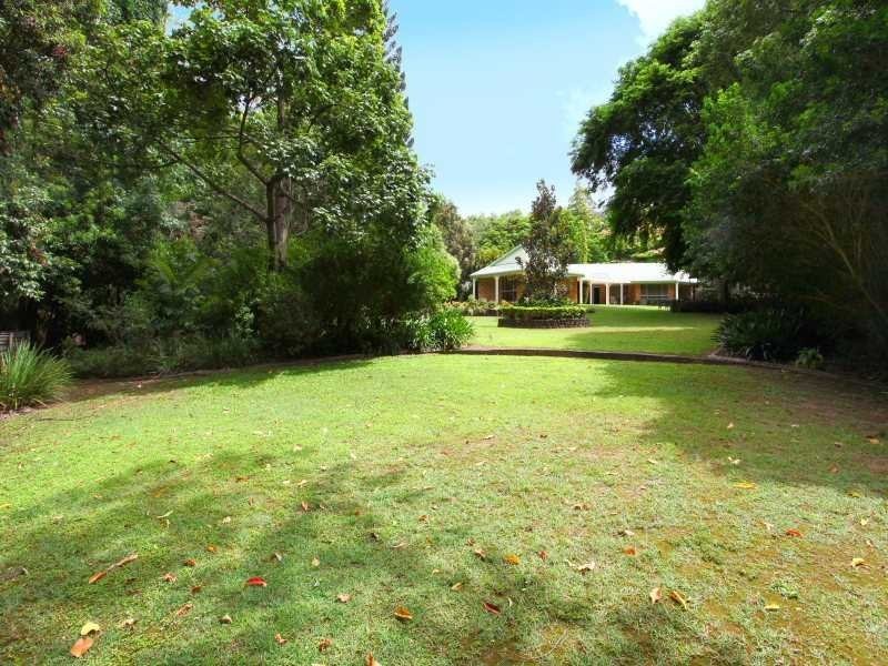 15 Valhalla Court, Tallai QLD 4213
