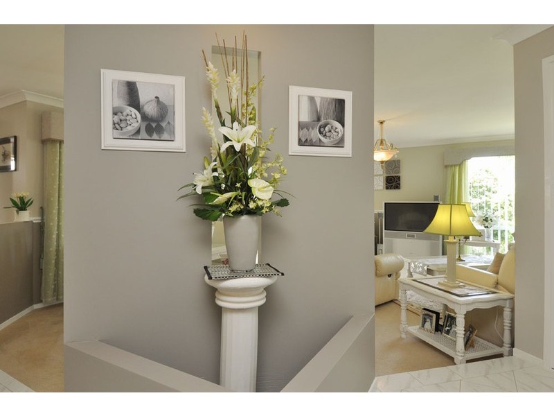 16 Bendigo Crescent, Tallai QLD 4213