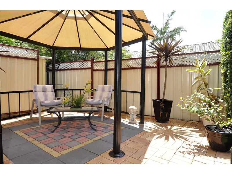 16 Bendigo Crescent, Tallai QLD 4213