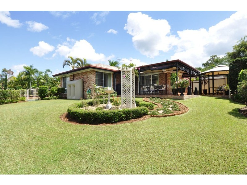 16 Bendigo Crescent, Tallai QLD 4213