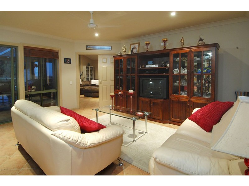 6 Handel Avenue, Worongary QLD 4213