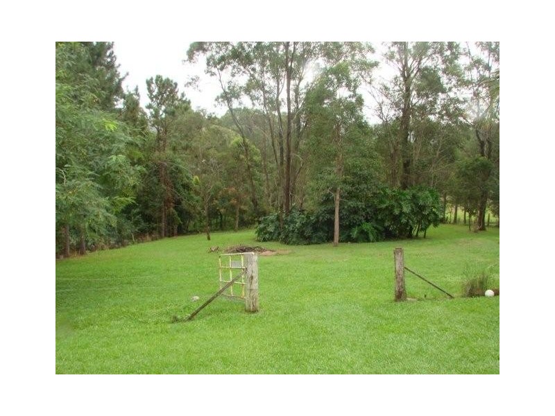 238 Worongary Road, Worongary QLD 4213