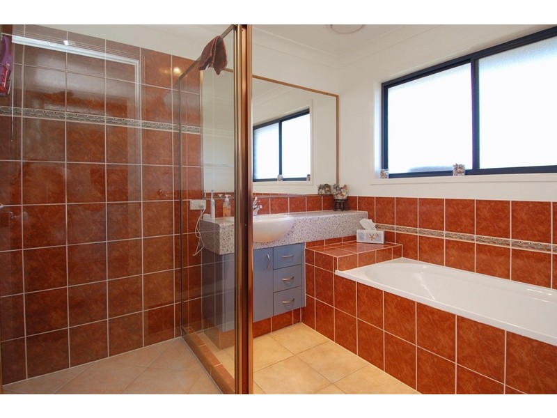 10 Peter Mills Drive, Gilston QLD 4211