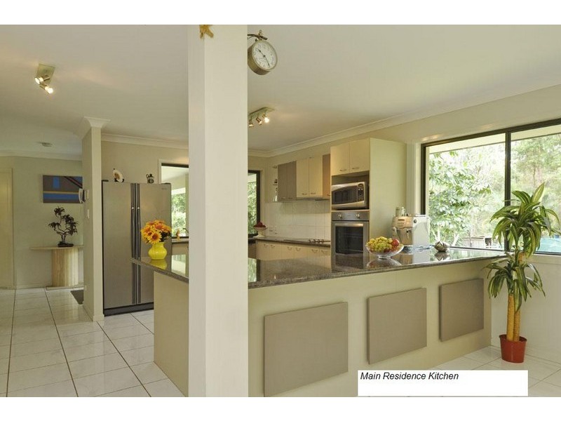 8 Branch Crescent, Reedy Creek QLD 4227