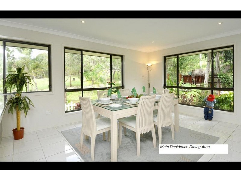 8 Branch Crescent, Reedy Creek QLD 4227