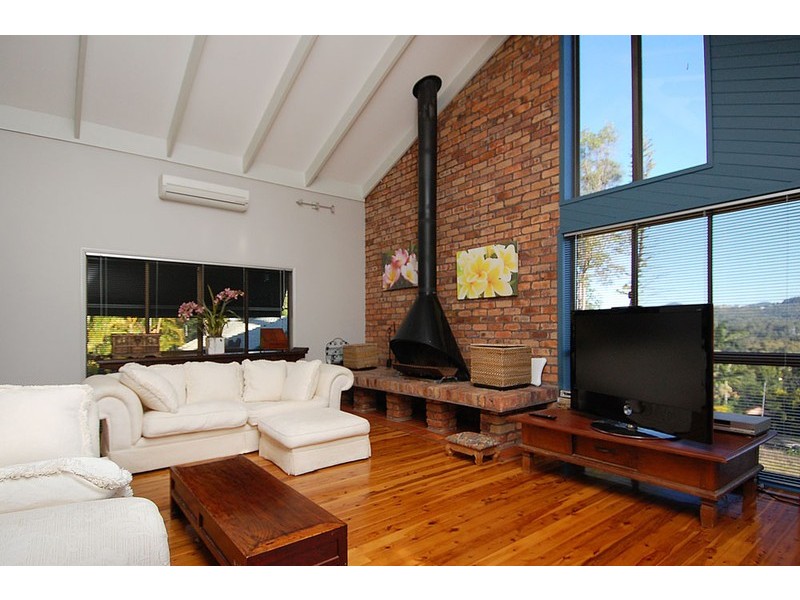 34 Cobai Drive, Mudgeeraba QLD 4213