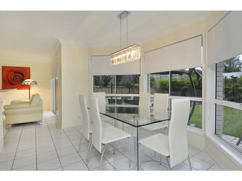 6 Strike Way, Mudgeeraba QLD 4213