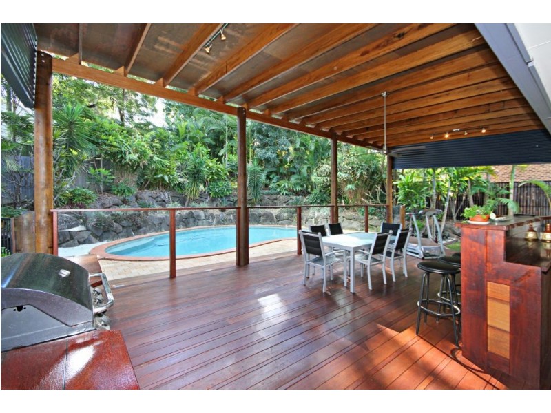 8 Satellite Court, Mudgeeraba QLD 4213