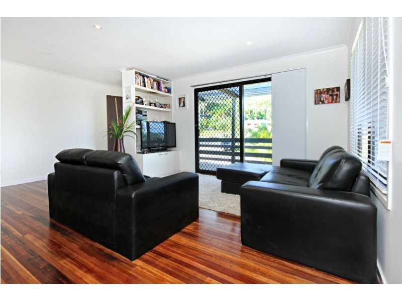 8 Satellite Court, Mudgeeraba QLD 4213
