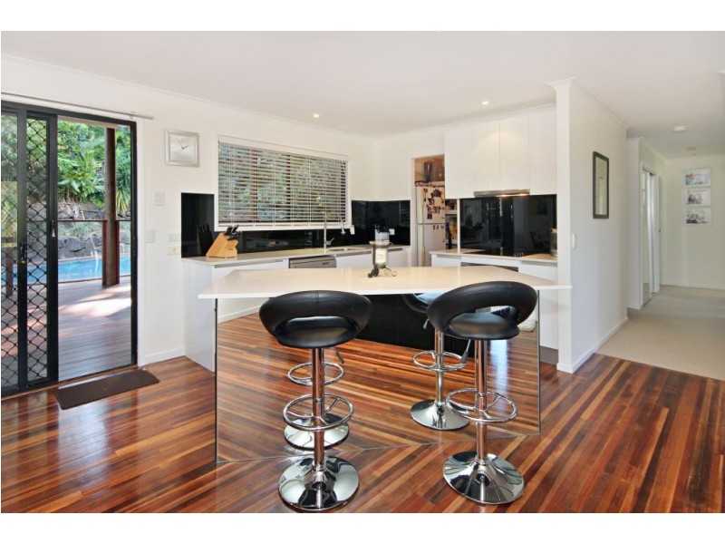 8 Satellite Court, Mudgeeraba QLD 4213