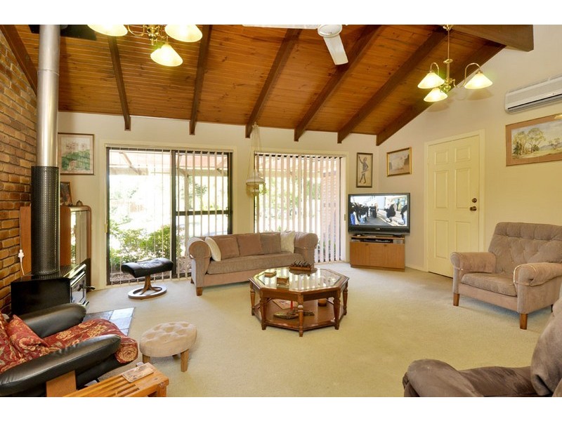 1 Rising Fast Road, Mudgeeraba QLD 4213
