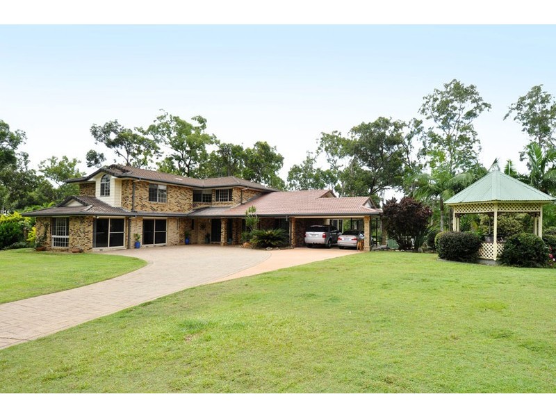 34 Walker Drive, Worongary QLD 4213