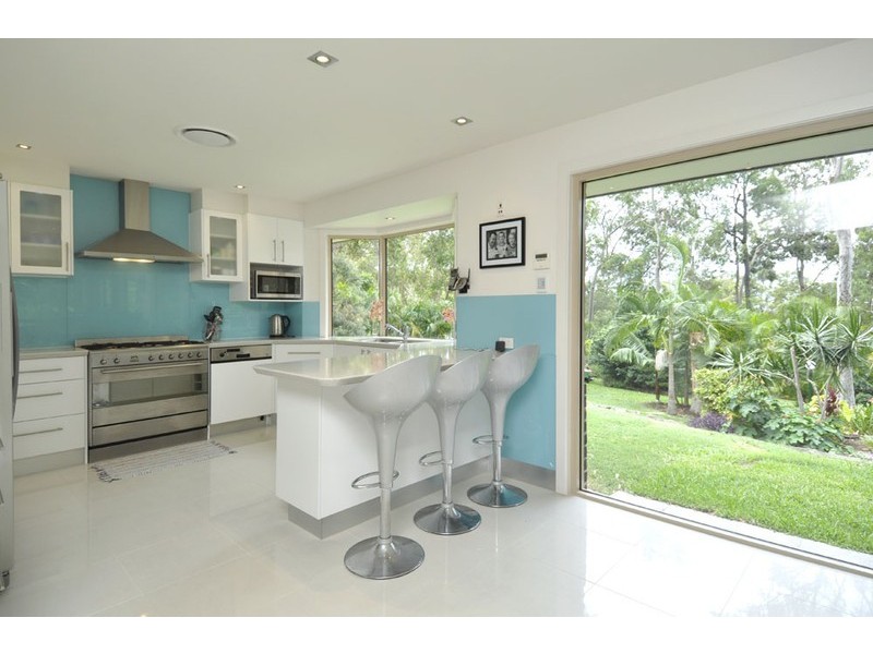34 Walker Drive, Worongary QLD 4213