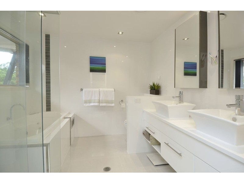 34 Walker Drive, Worongary QLD 4213