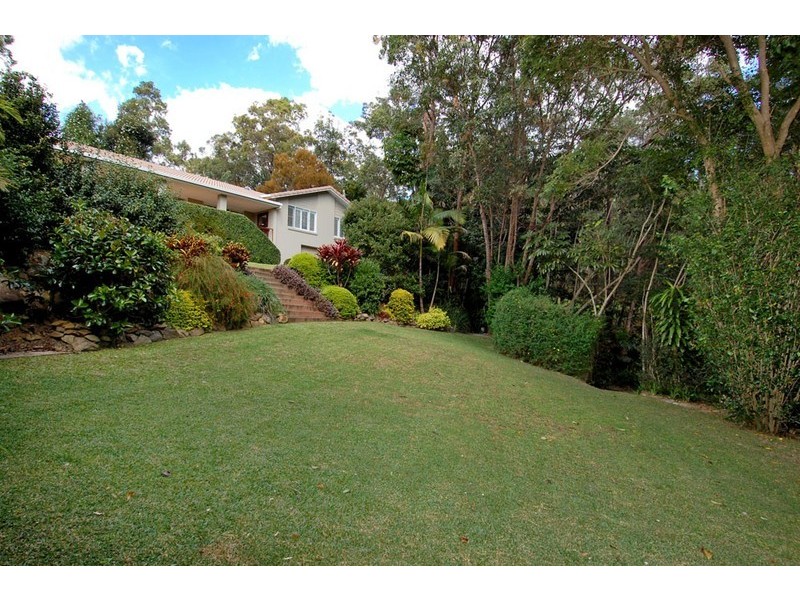 5 Baraka Court, Mudgeeraba QLD 4213