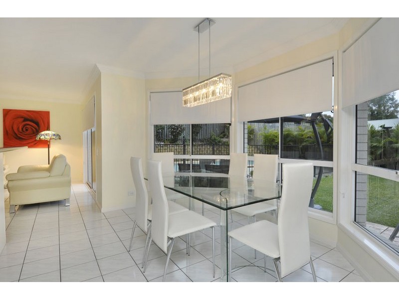 6 Strike Way, Mudgeeraba QLD 4213