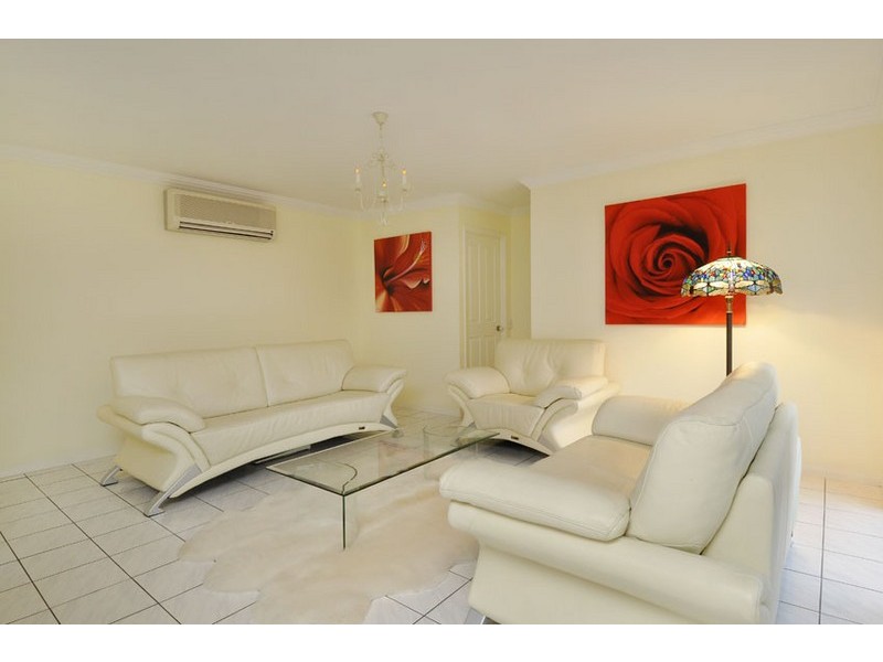 6 Strike Way, Mudgeeraba QLD 4213