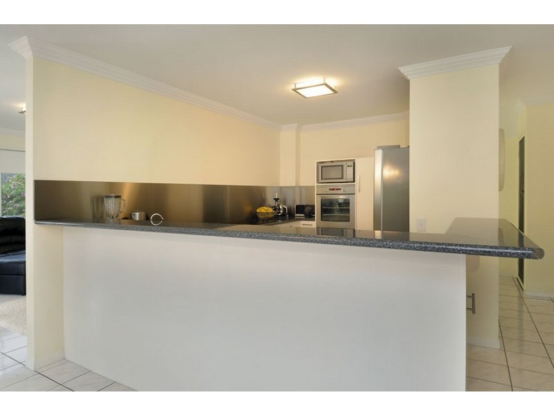 6 Strike Way, Mudgeeraba QLD 4213