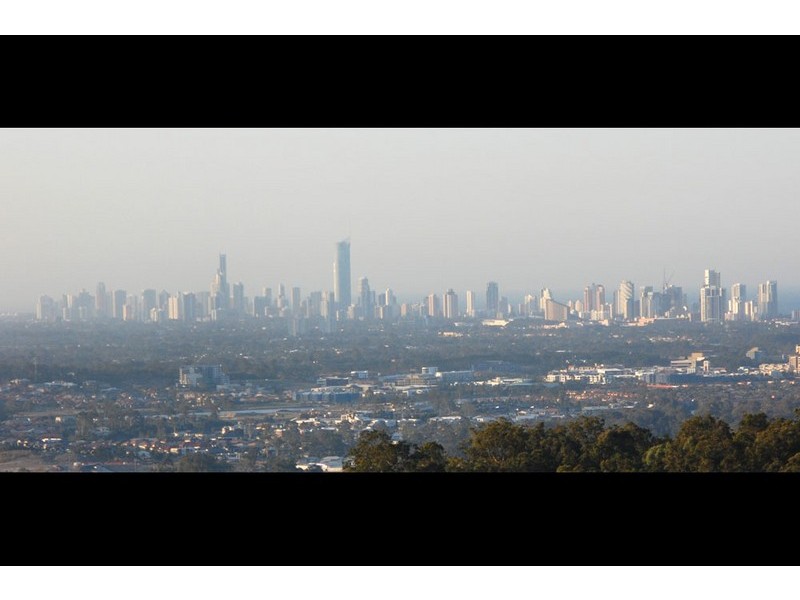 352 Chesterfield Drive, Bonogin QLD 4213