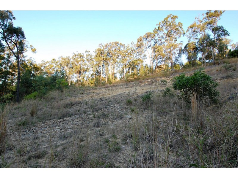 352 Chesterfield Drive, Bonogin QLD 4213