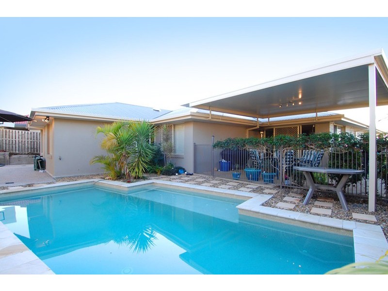 74 Clover Hill Drive, Mudgeeraba QLD 4213