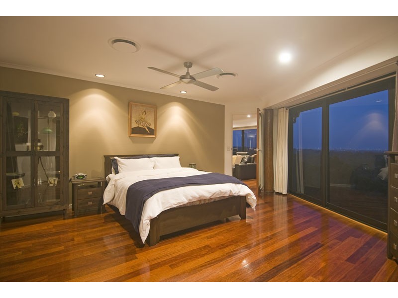 7 Earle Court, Tallai QLD 4213